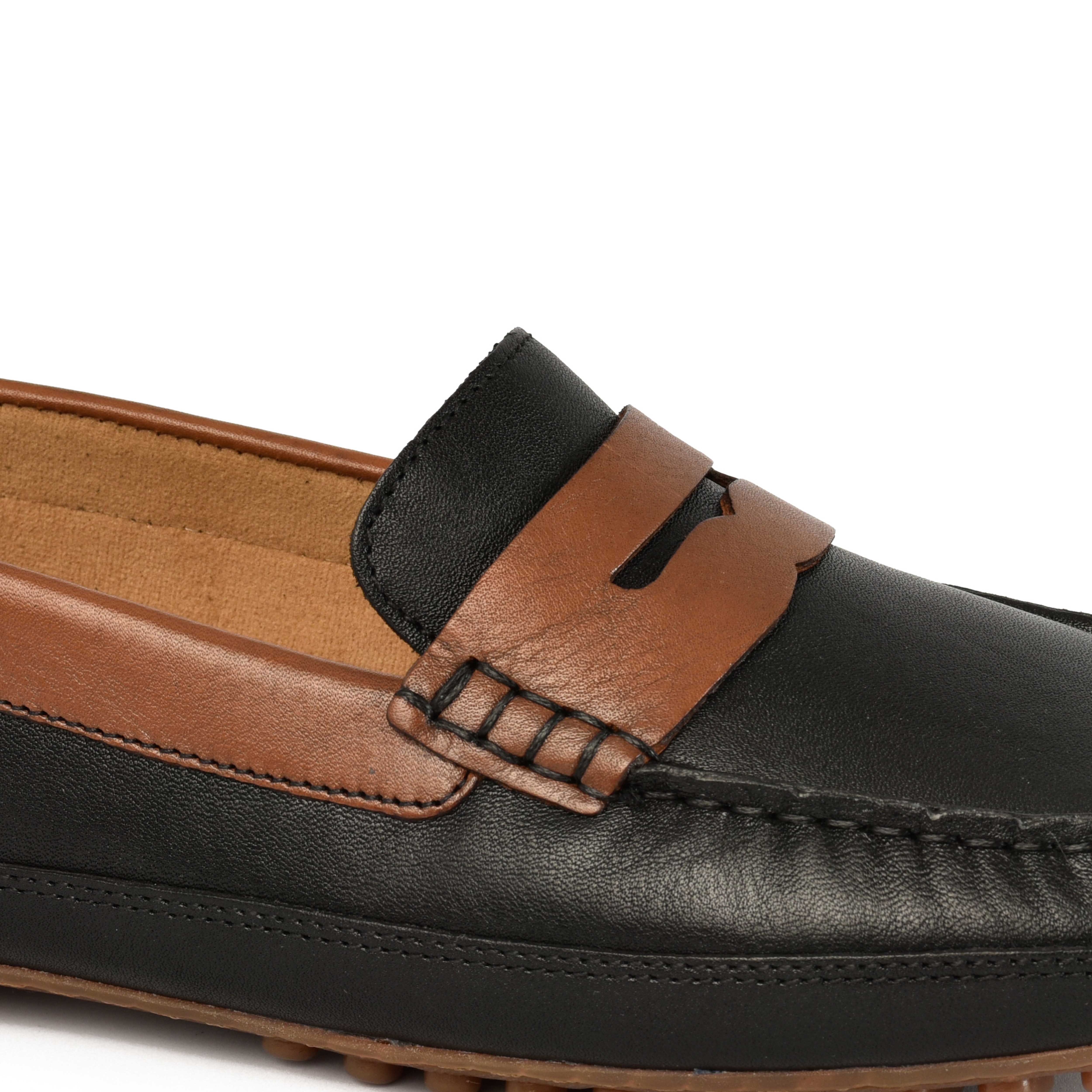 The Oman Ruosh Men Black Casual Loafer