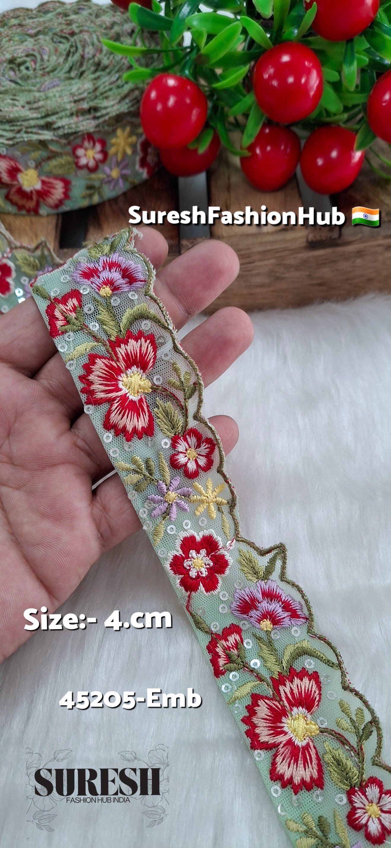 Bloom Scalloped Embroidery Lace