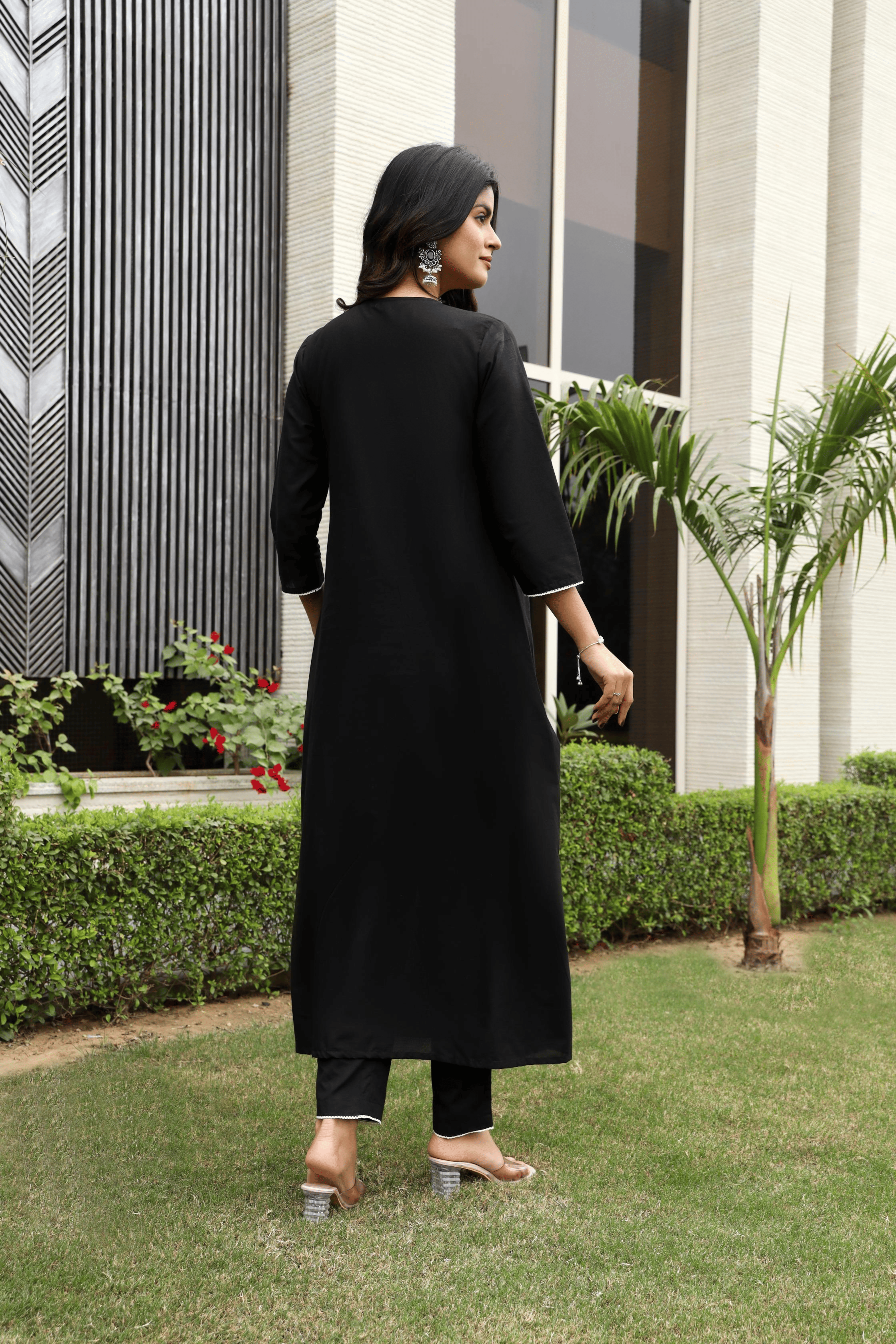 WOMEN'S BLACK COTTON FLORAL KURTA SET