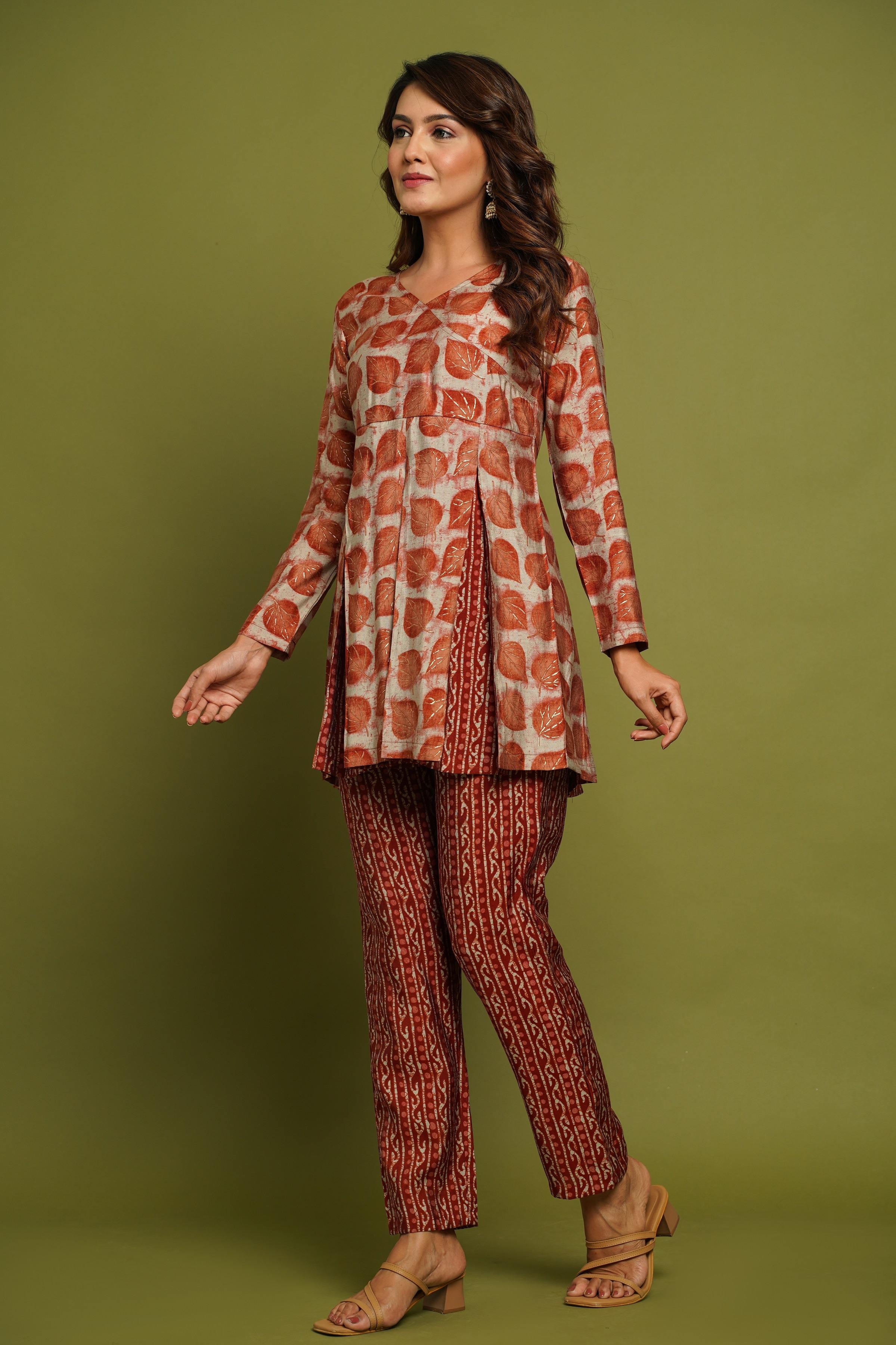 BEAUTIFUL RUST PRINTED V-NECK DESIGN CO-ORD SET