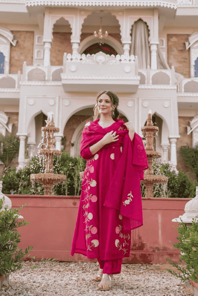 Red Mul Chanderi duppata pant set