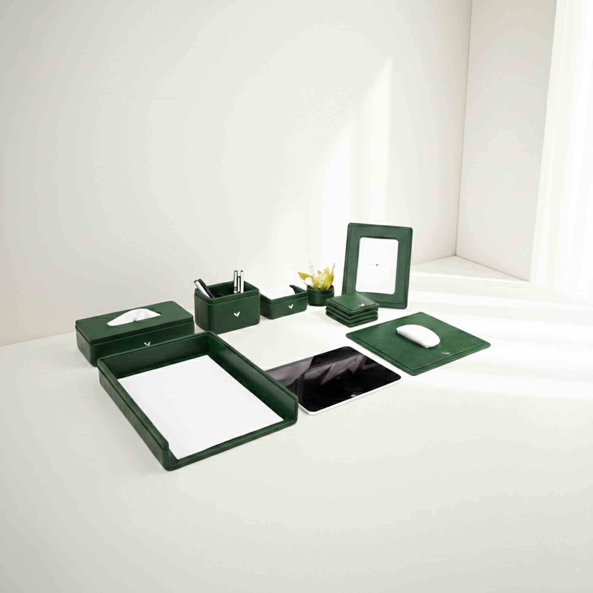 Desk Set | Light | SO8 | Moderno | Olive Green