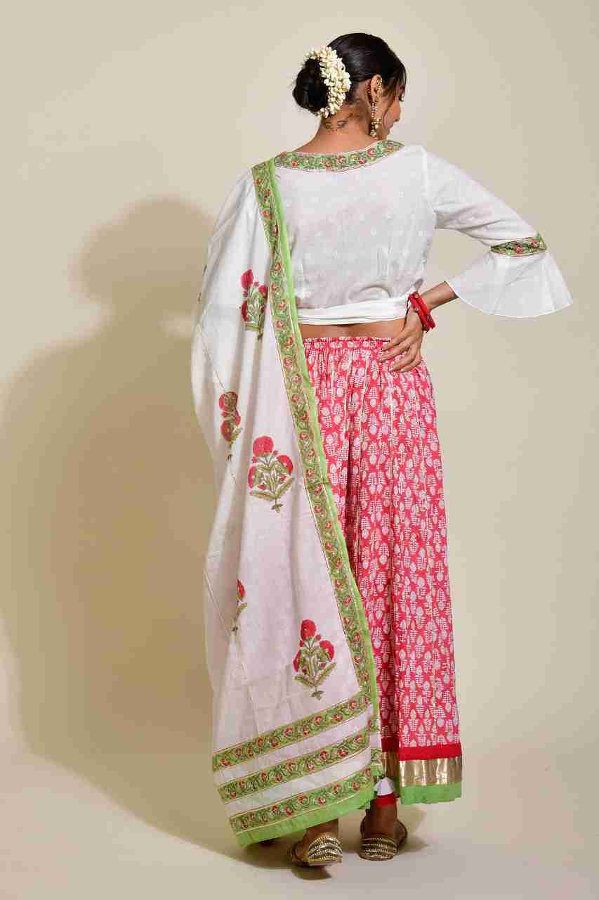 Naksh Red and White Skirt, Top, Dupatta (Set ot 3)