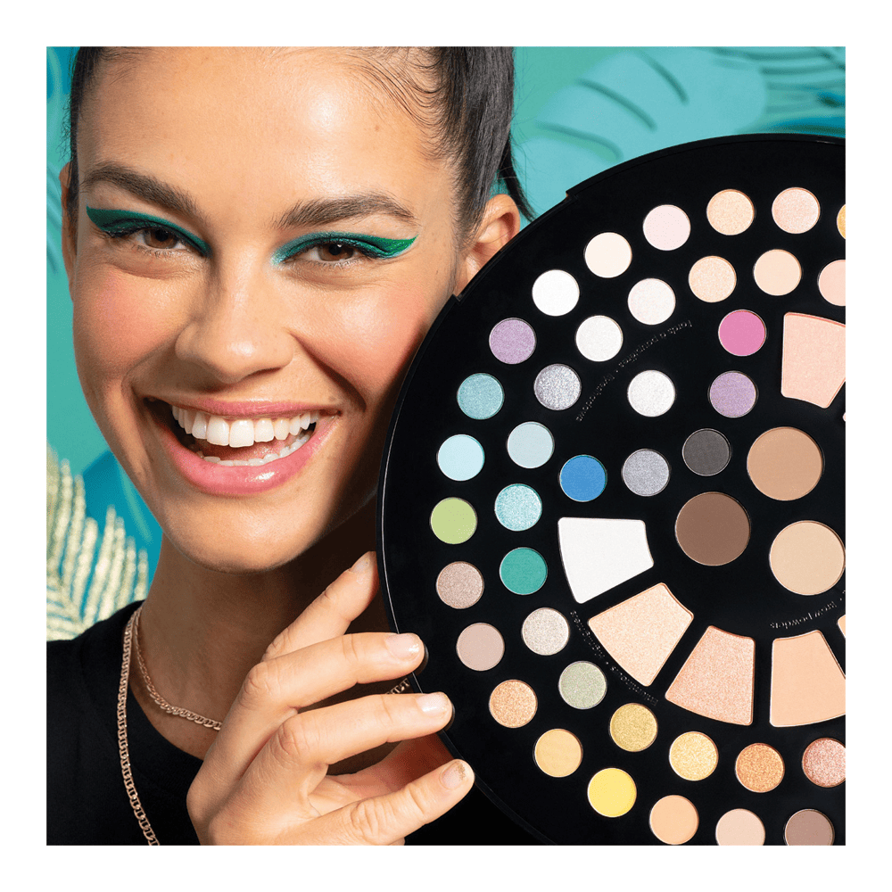 Wild Wishes Blockbuster Makeup Palette (Limited Edition)