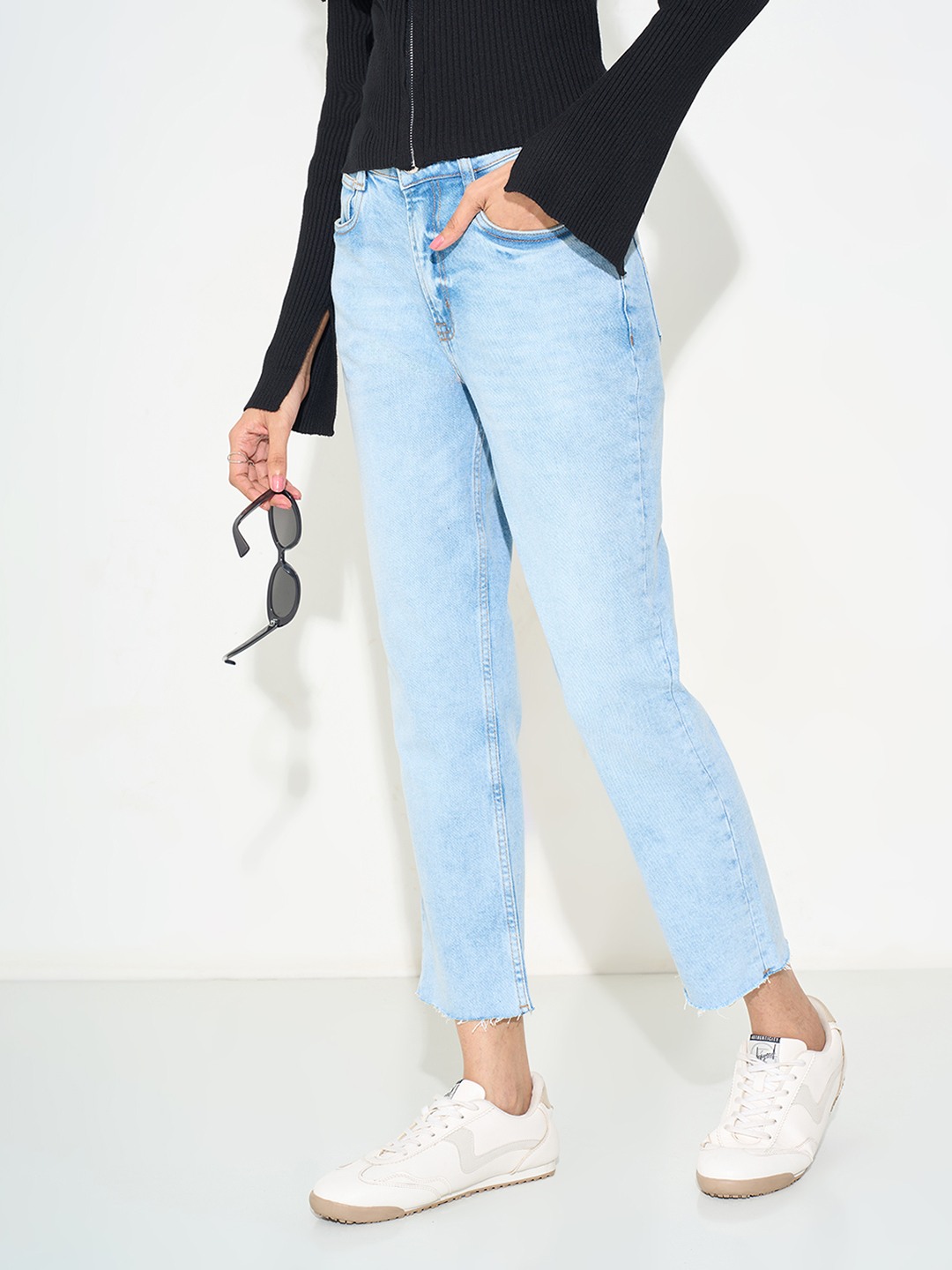 Light Blue Cropped Mid-Rise Jeans