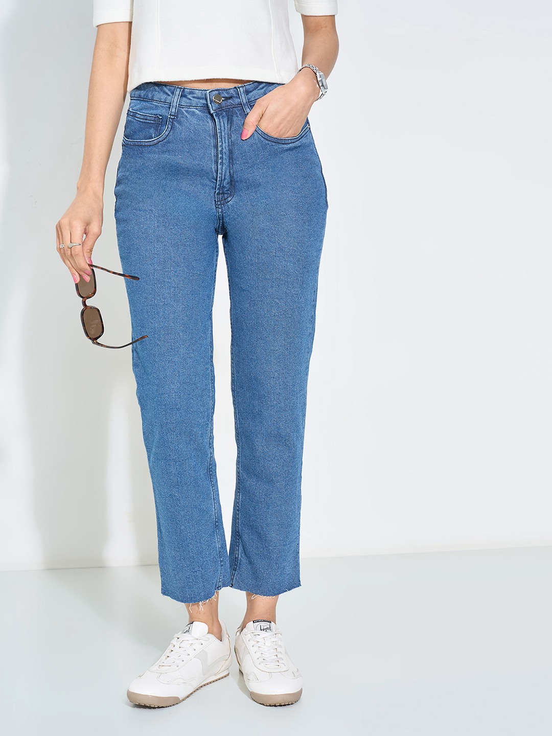 Blue Washed Tapered Fit Jeans