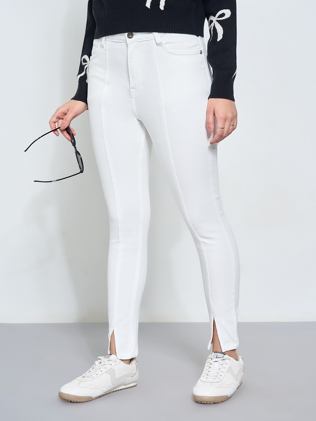 White Split-Hem Skinny Jeans