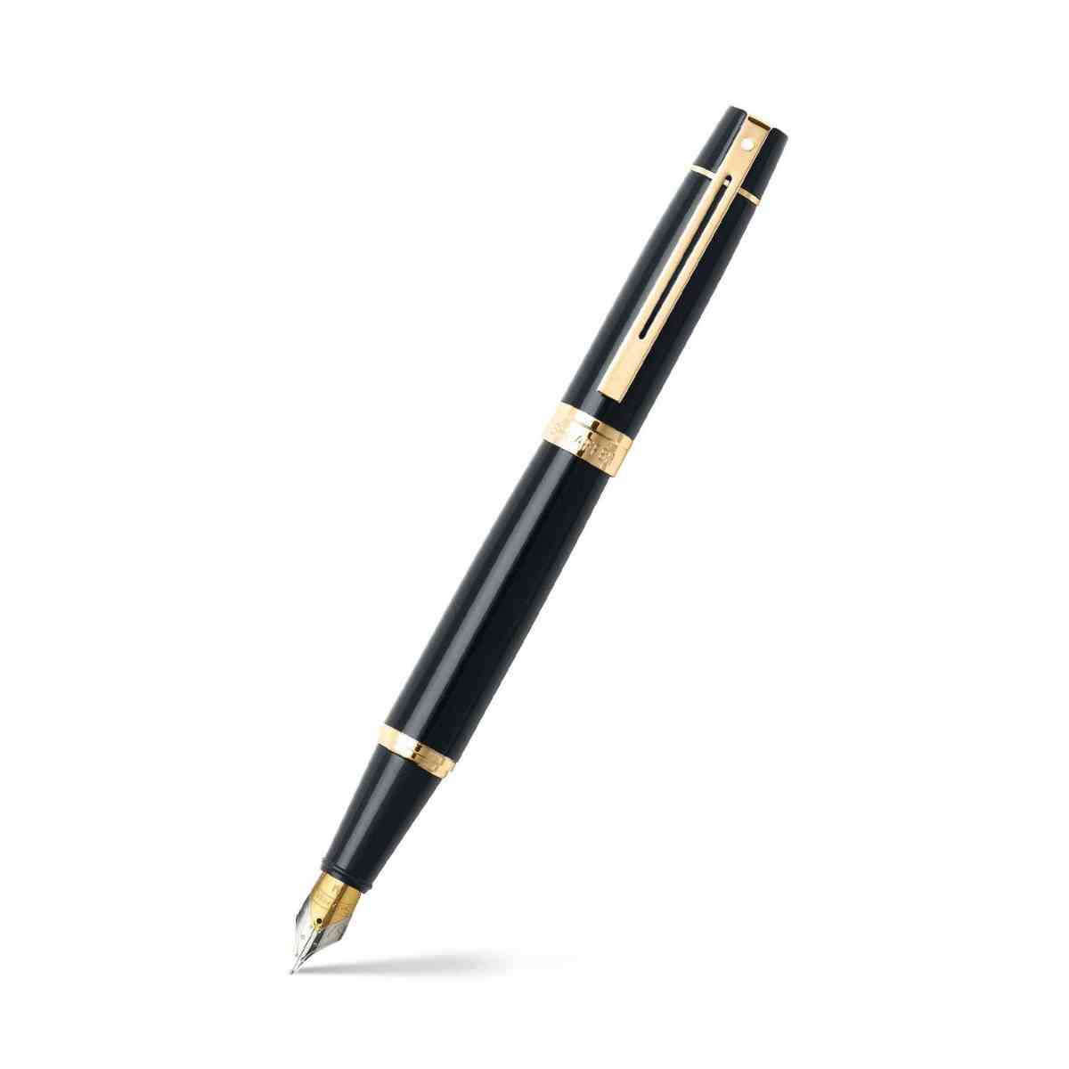 Sheaffer Gift 300 Fountain Pen (Medium) Glossy Black with Gold Tone Trim