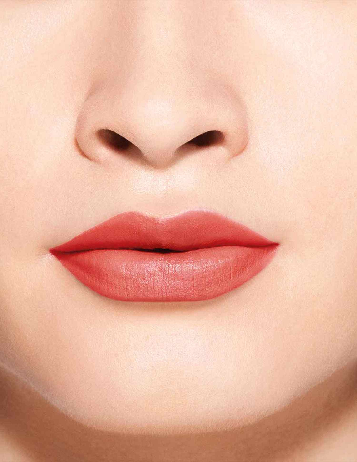 ModernMatte Powder Lipstick • 525 Sound Check
