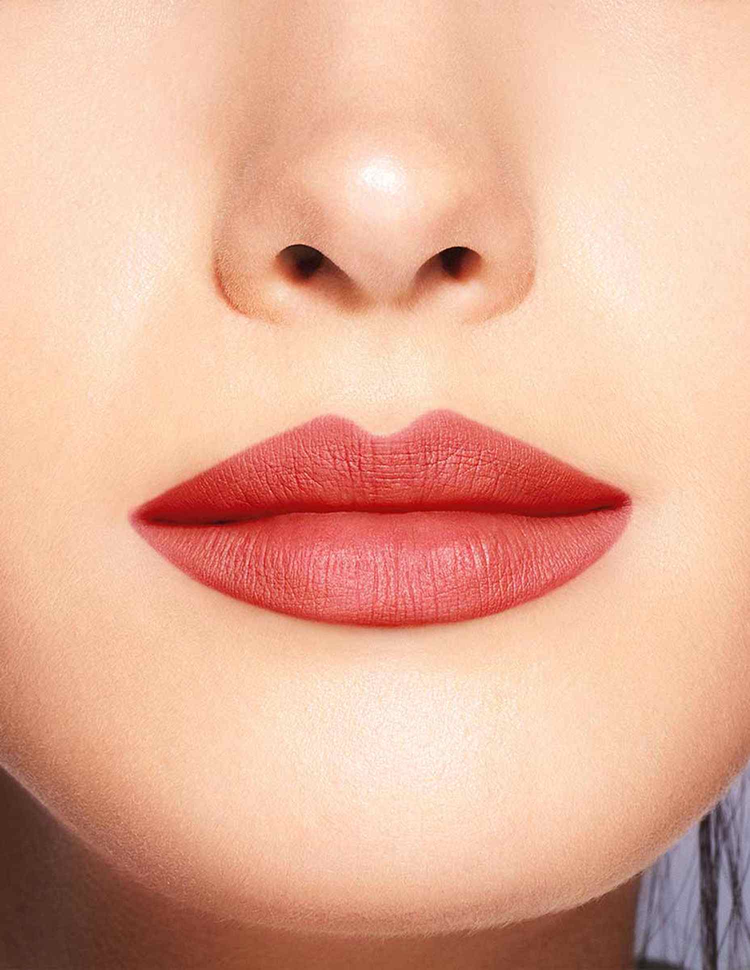 ModernMatte Powder Lipstick • 525 Sound Check