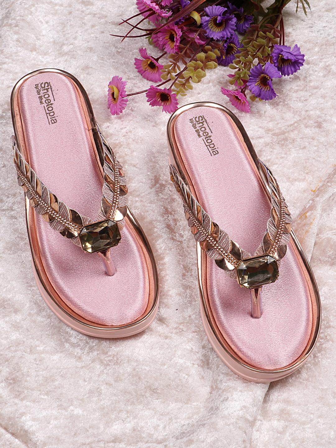 Shoetopia best sale flip flops