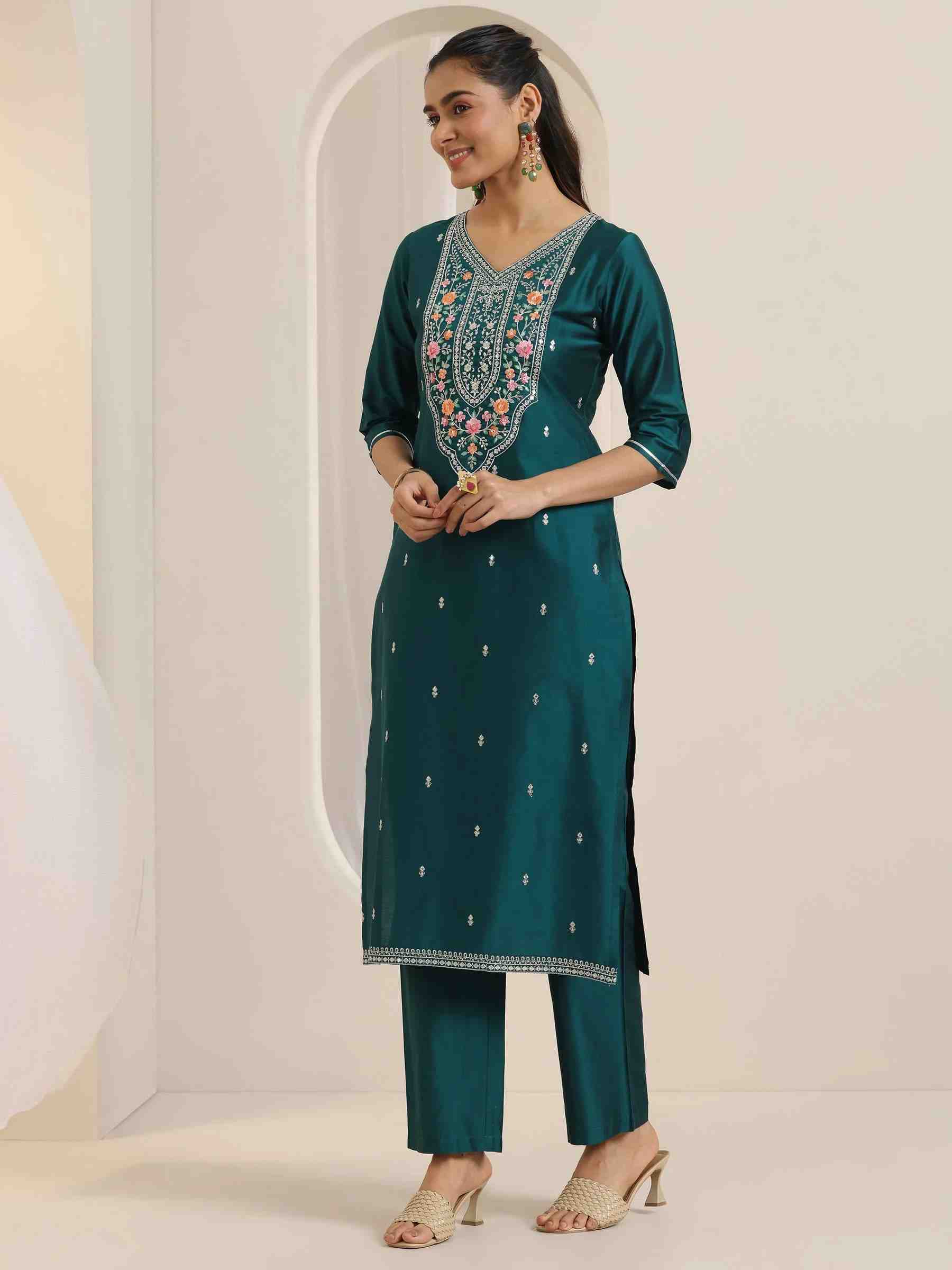 LIBAS LADIES WESTERN KURTI 3PCS SET