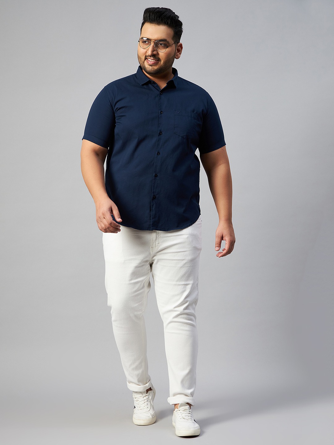 SHOWOFF Plus Men Navy Blue Solid Spread Collar Short Sleeves Regular Fit Casual Shirt