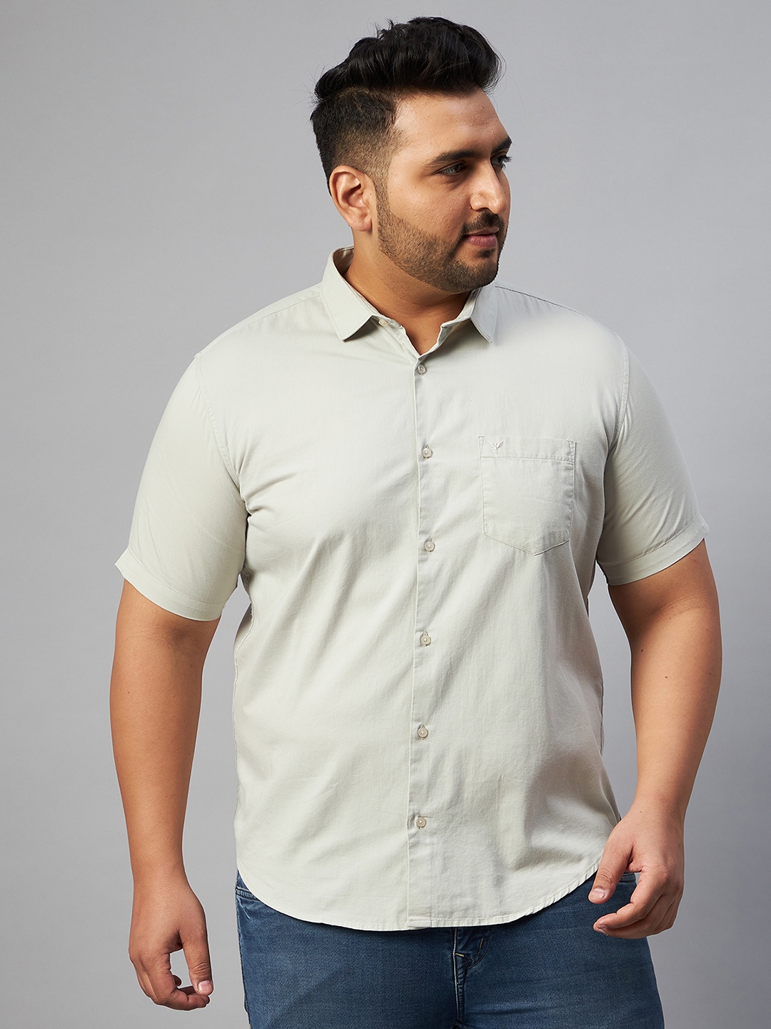 SHOWOFF Plus | SHOWOFF Plus Men Beige Solid Spread Collar Short Sleeves Regular Fit Casual Shirt 0