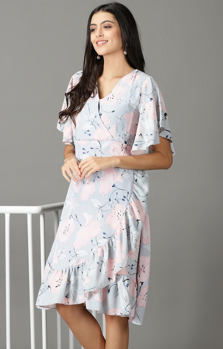 SHOWOFF Women Grey Printed V Neck Short Sleeves Knee length Wrap Dress