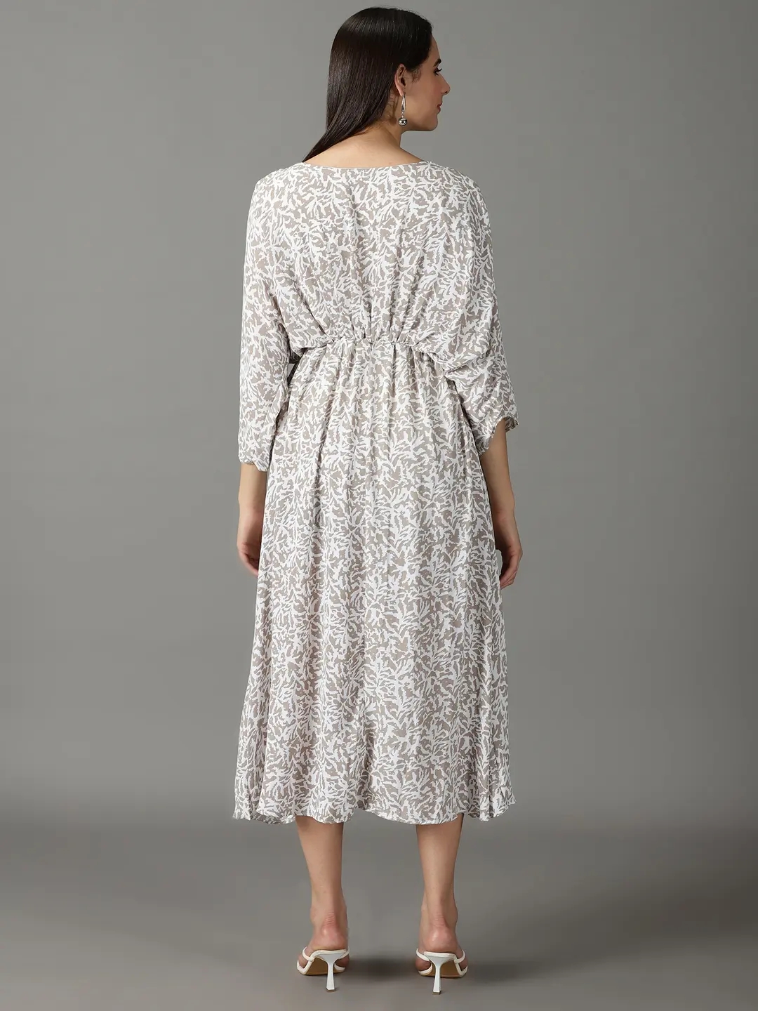 Showoff | SHOWOFF Women Taupe Printed Round Neck Three-Quarter Sleeves Maxi A-Line Dress 3