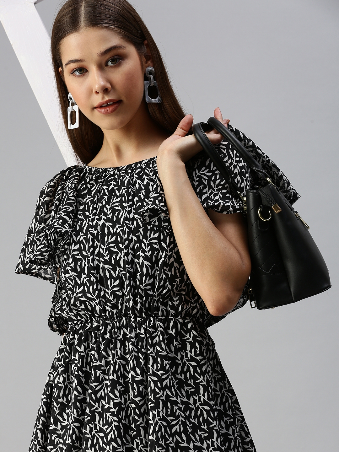 Showoff | SHOWOFF Women Black Self Design Round Neck Short Sleeves Midi A-Line Dress 0
