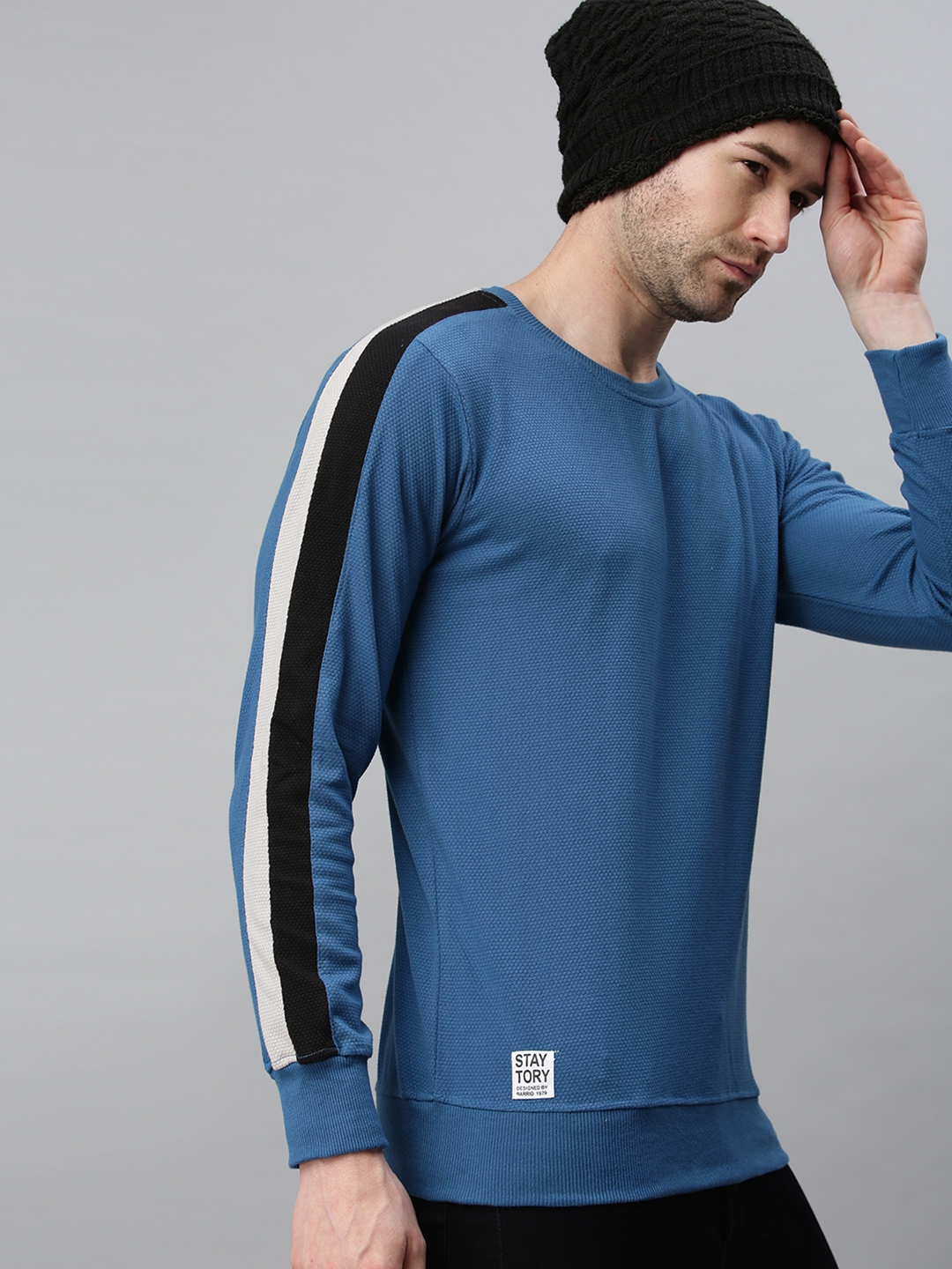 Showoff | SHOWOFF Men Blue Solid Round Neck Full Sleeves Slim Fit Mid Length Sweatshirt 0