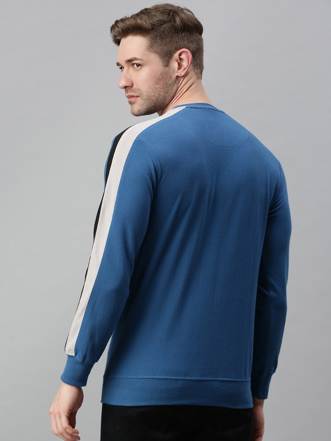 Showoff | SHOWOFF Men Blue Solid Round Neck Full Sleeves Slim Fit Mid Length Sweatshirt 3