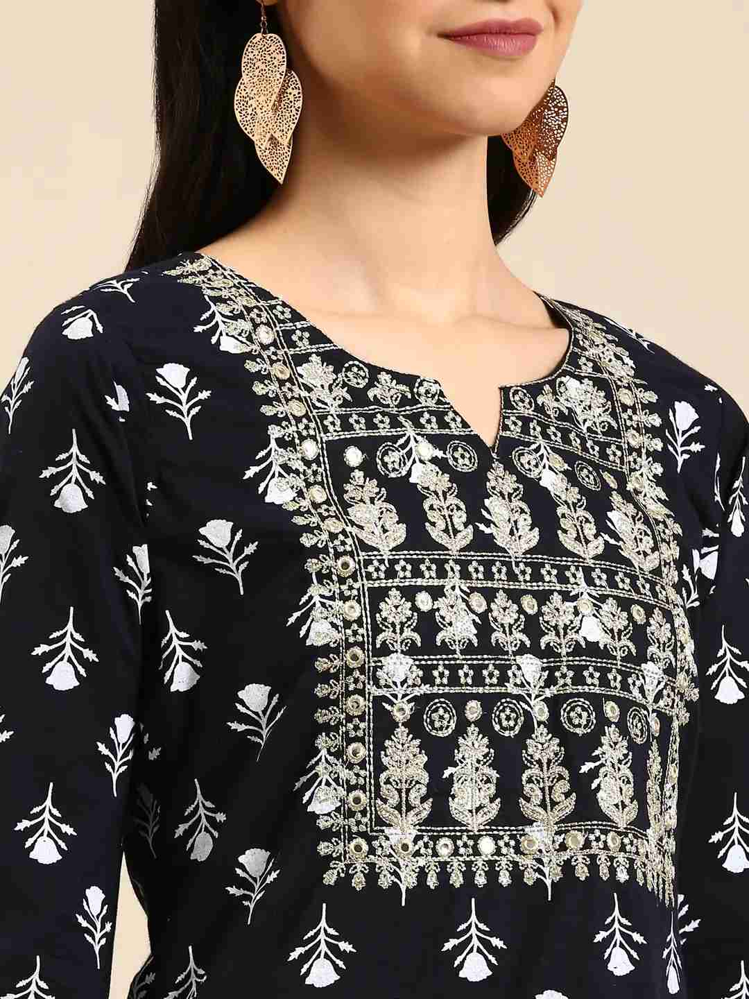 SHOWOFF Women Navy Blue Ethnic Motifs Round Neck Three-Quarter Sleeves Mid Length Straight Kurta