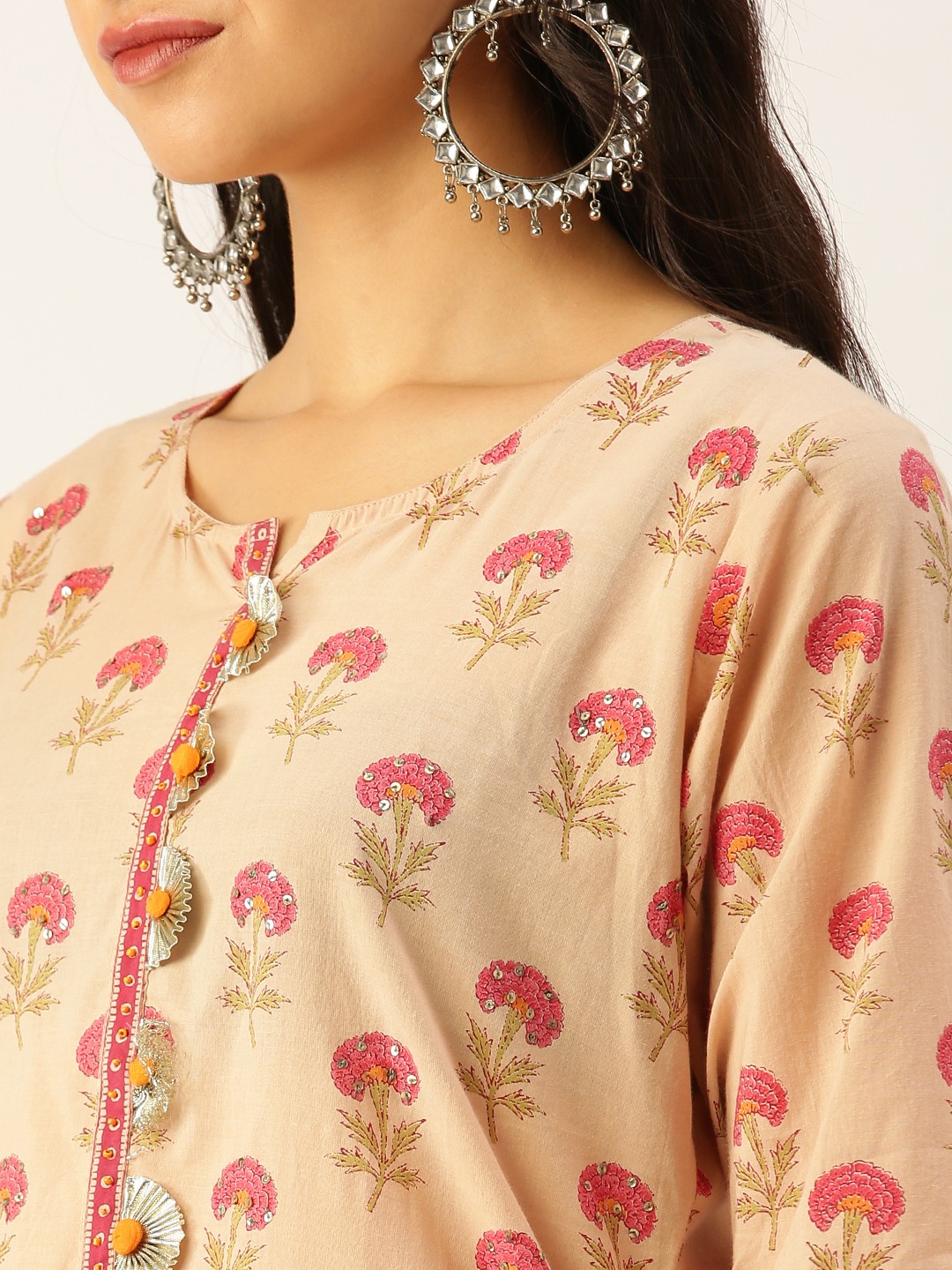 Showoff | SHOWOFF Women Peach Printed Round Neck Three-Quarter Sleeves Mid Length Straight Kurta Set 6