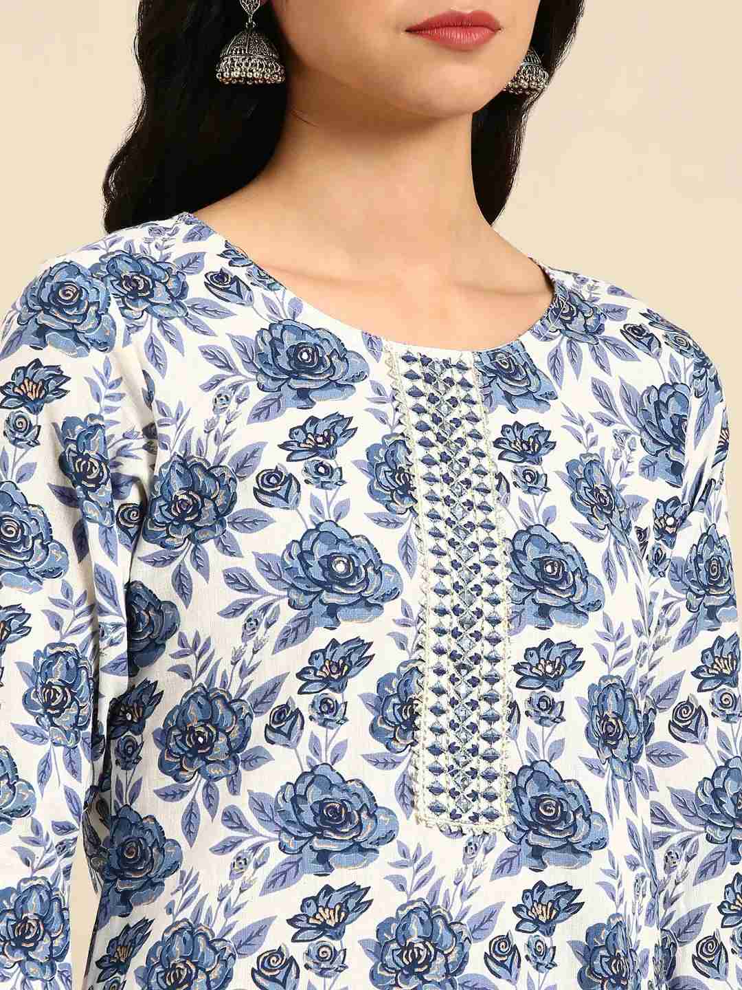 SHOWOFF Women White Floral Round Neck Three-Quarter Sleeves Mid Length Straight Kurta