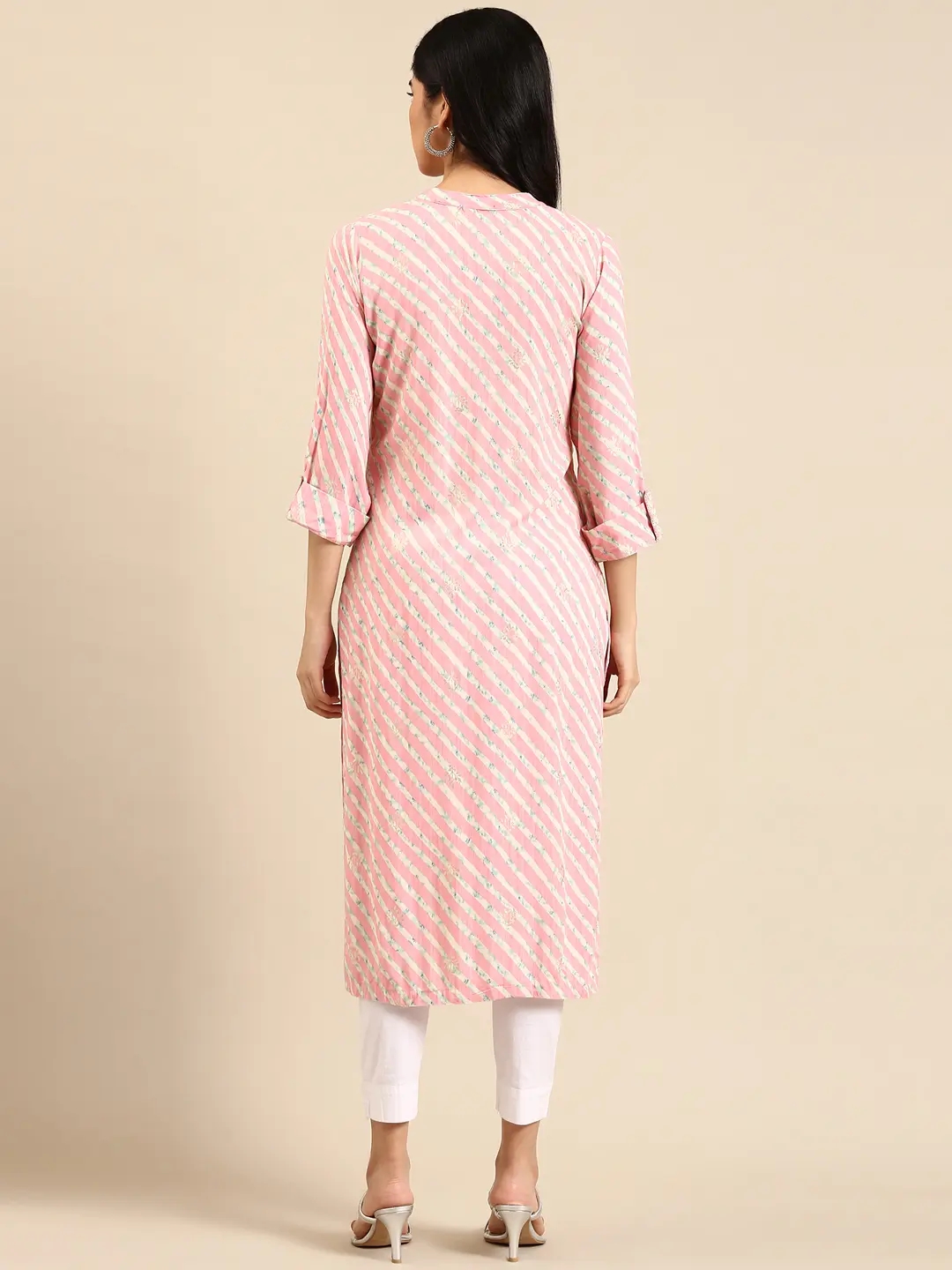Showoff | SHOWOFF Women Pink Leheriya Mandarin Collar Three-Quarter Sleeves Mid Length Straight Kurta 4