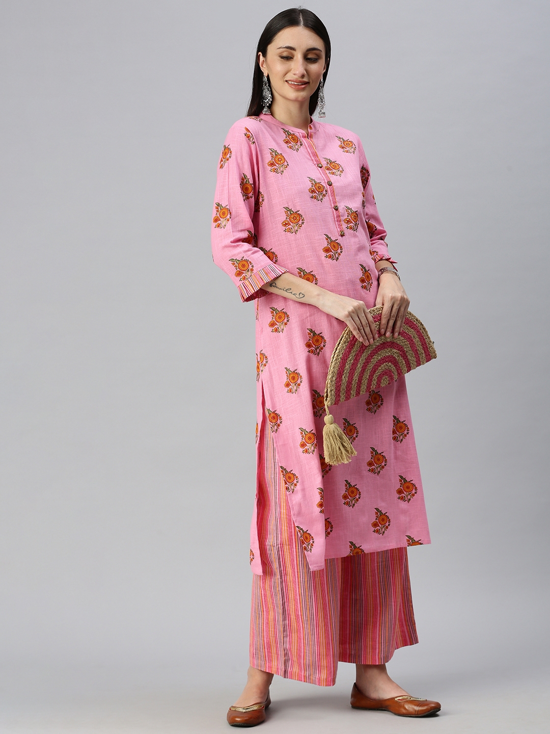 Showoff | SHOWOFF Women Pink Floral Mandarin Collar Three-Quarter Sleeves Mid Length Straight Kurta Set 2