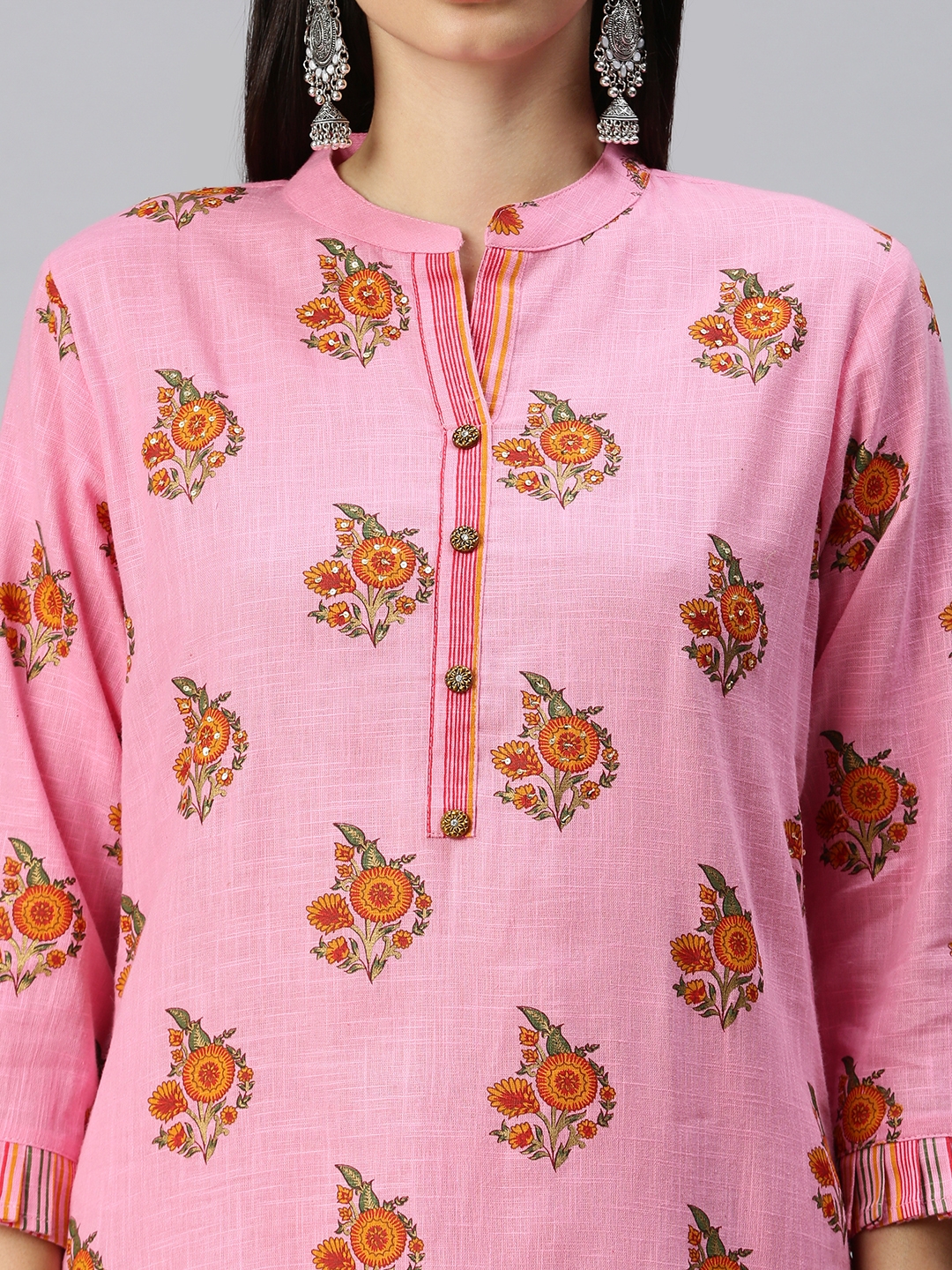 Showoff | SHOWOFF Women Pink Floral Mandarin Collar Three-Quarter Sleeves Mid Length Straight Kurta Set 5