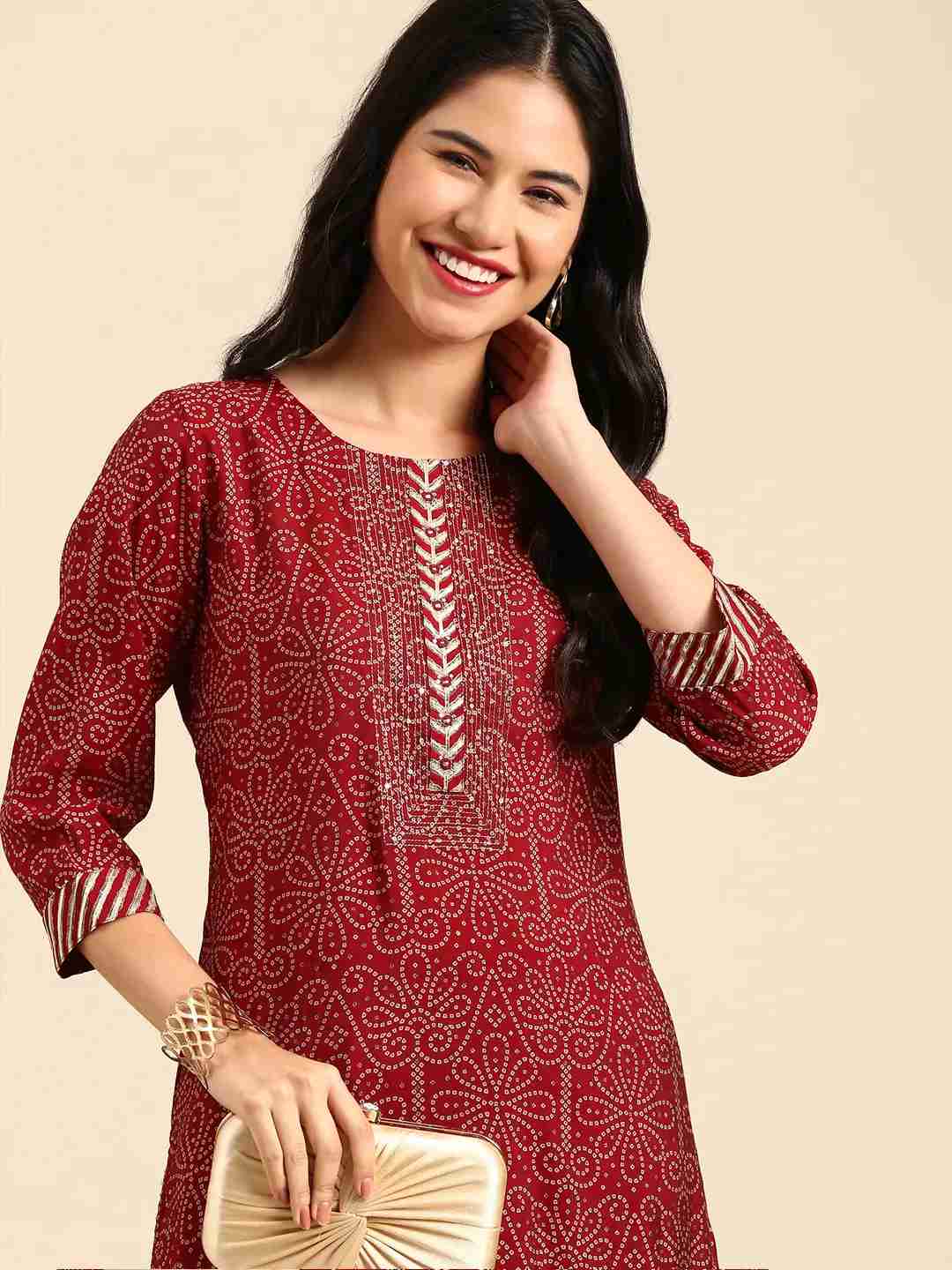 SHOWOFF Women Maroon Printed  Scoop Neck Three-Quarter Sleeves Mid Length Straight Kurta Set