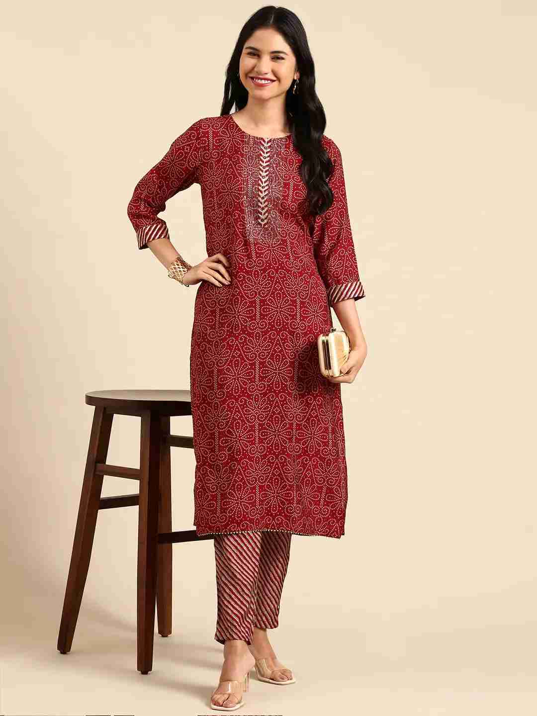 SHOWOFF Women Maroon Printed  Scoop Neck Three-Quarter Sleeves Mid Length Straight Kurta Set