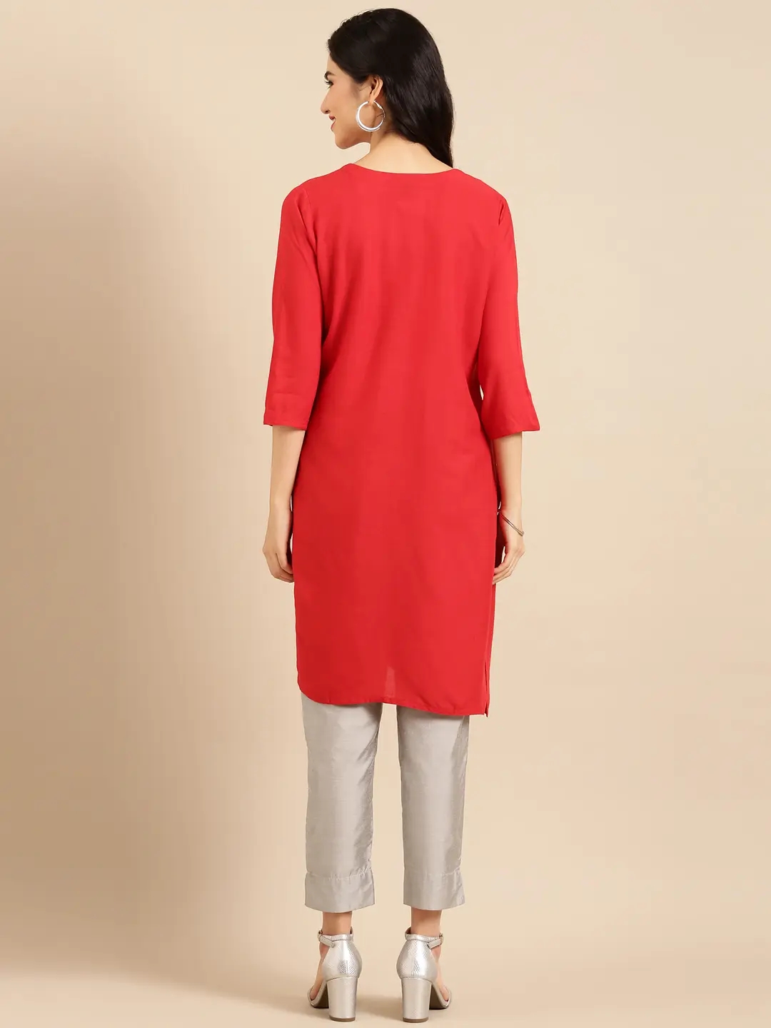 Showoff | SHOWOFF Women's V-Neck Red Solid Straight Three-Quarter Sleeves Kurti 3