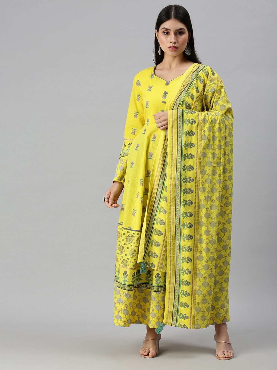 Showoff | SHOWOFF Women Yellow Floral V Neck Full Sleeves Long Anarkali Kurta 1