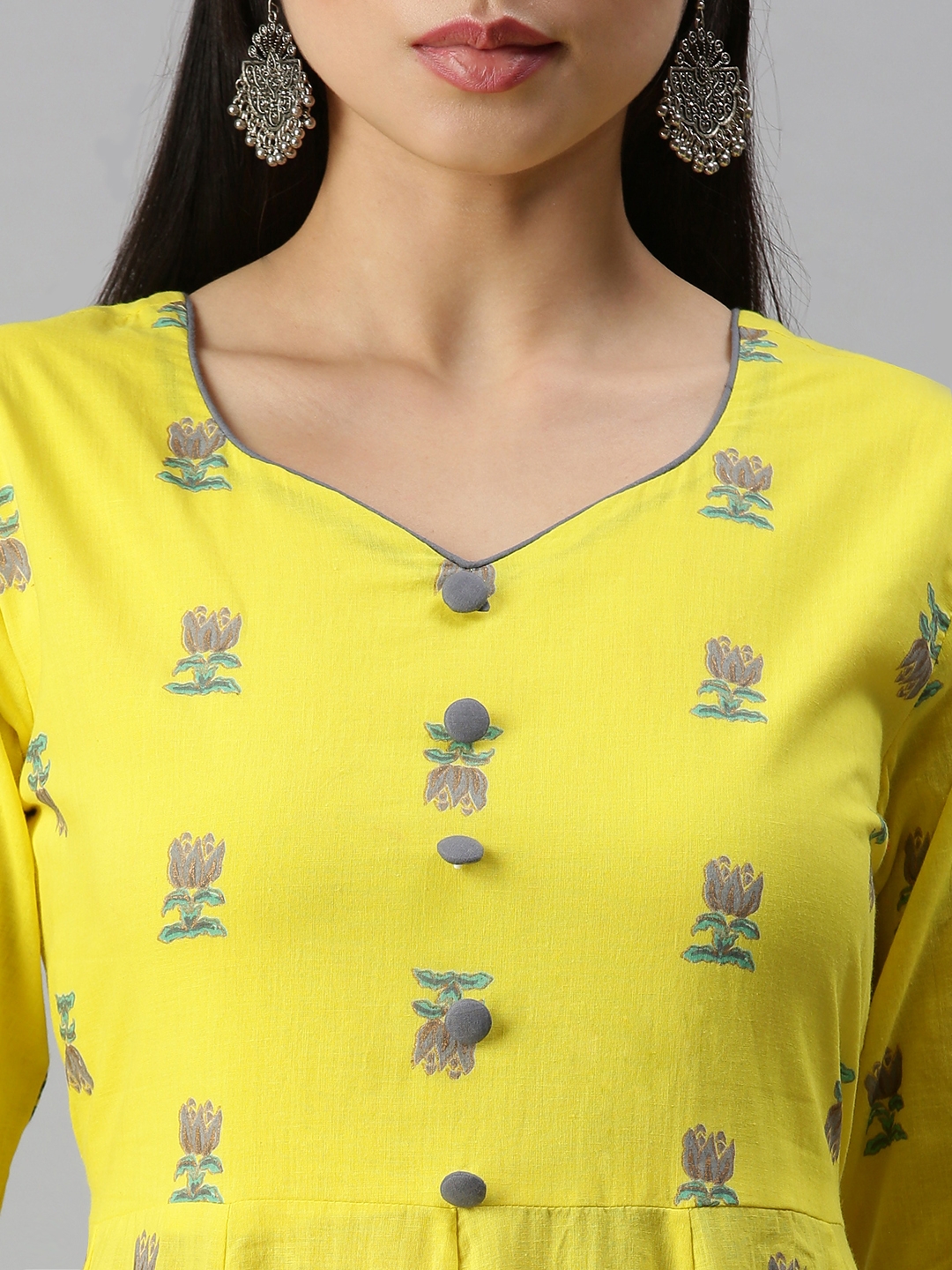 Showoff | SHOWOFF Women Yellow Floral V Neck Full Sleeves Long Anarkali Kurta 5