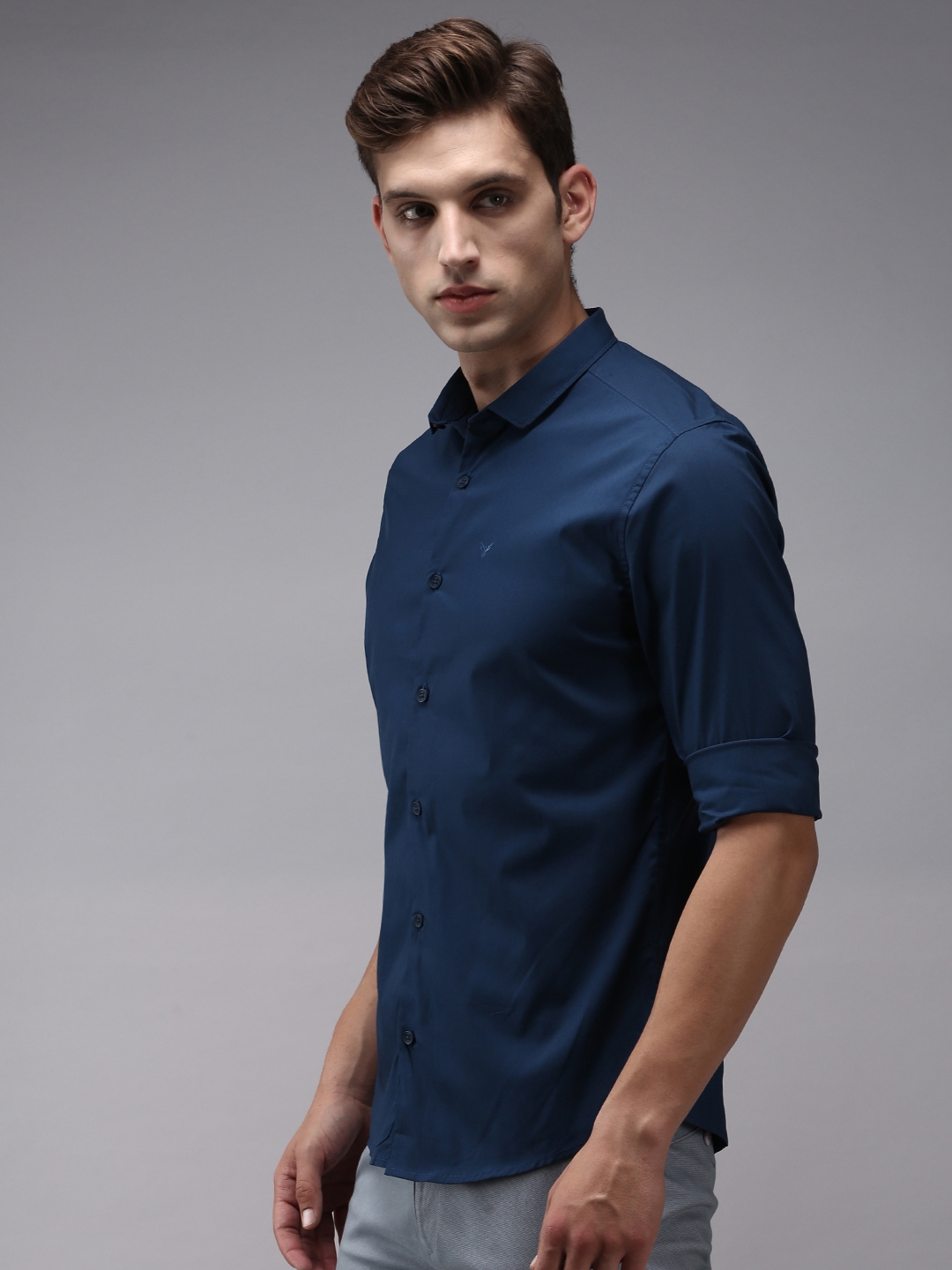 Showoff | SHOWOFF Men Teal Solid Spread Collar Full Sleeves Casual Shirt 2