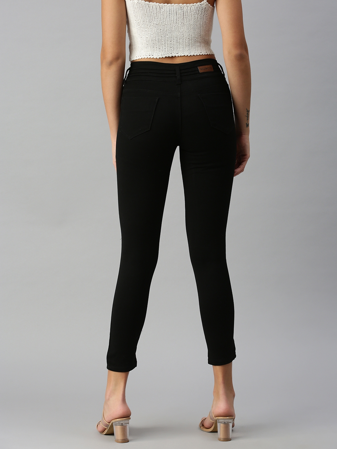 Showoff | SHOWOFF Women's Skinny Fit Clean Look Black Jeans 2