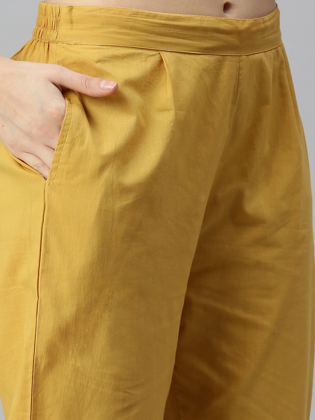 SHOWOFF Women's Yellow Abstract Kurta & Trouser