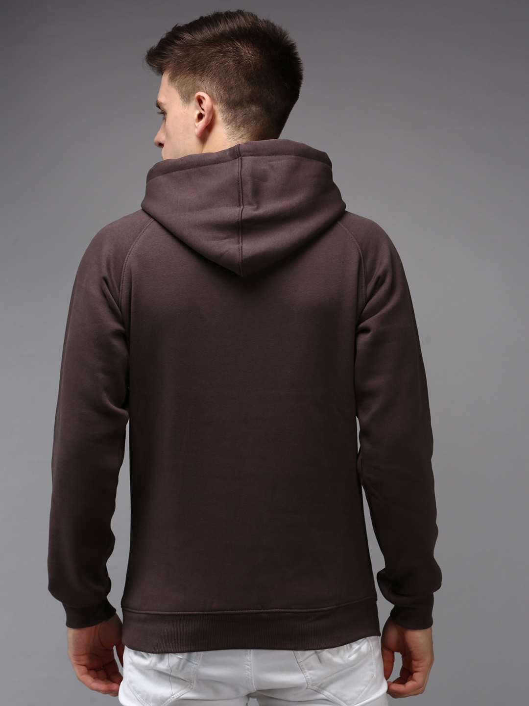 SHOWOFF Men Coffee Brown Solid Hooded Full Sleeves Pullover Sweatshirt