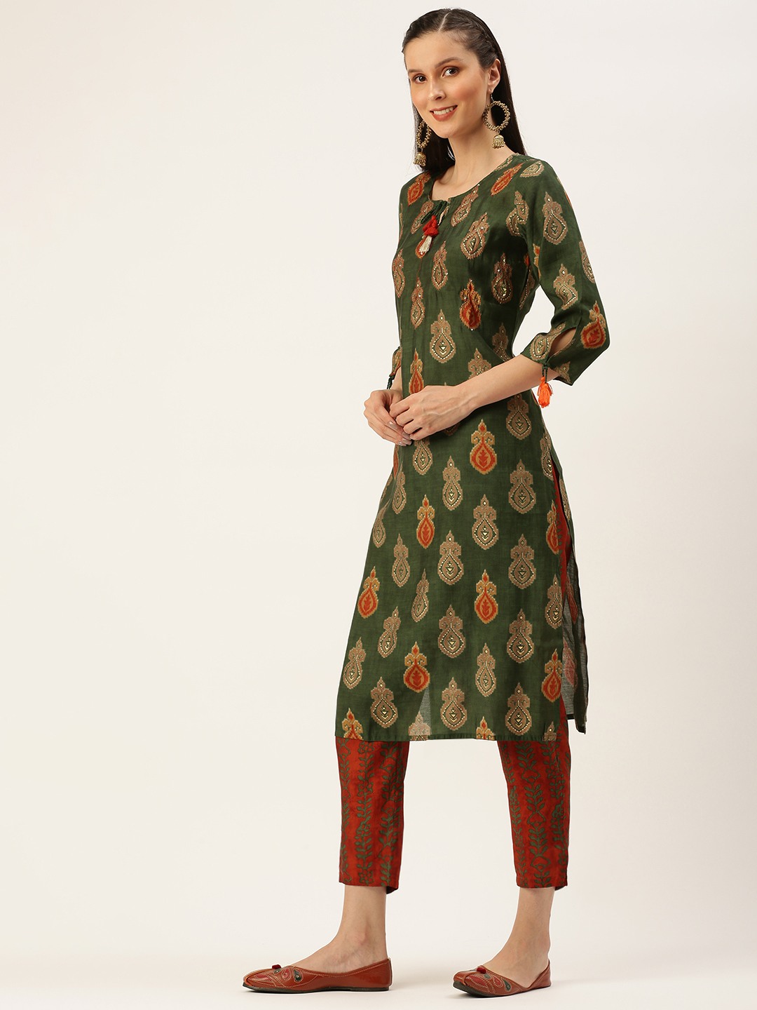 SHOWOFF Women's Straight Green Ethnic Motifs Tie-Up Neck Kurta set