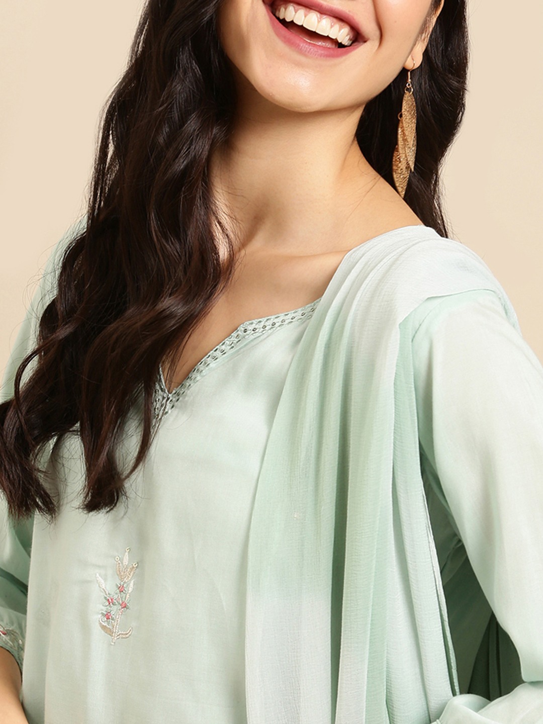 SHOWOFF Women Sea Green Embroidered Round Neck Three-Quarter Sleeves Mid Length Straight Kurta Set