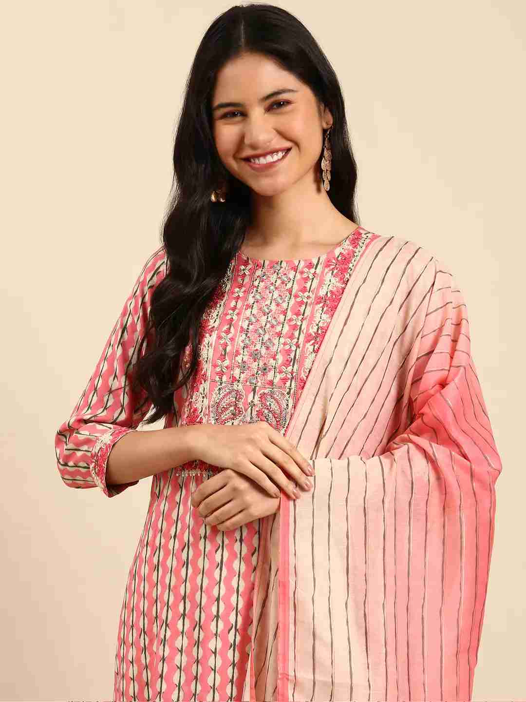 Showoff | SHOWOFF Women Pink Printed  Round Neck Three-Quarter Sleeves Mid Length Straight Kurta Set 0