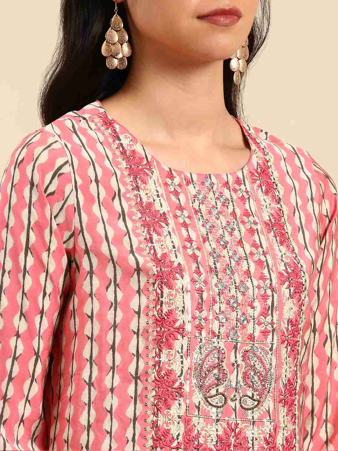 Showoff | SHOWOFF Women Pink Printed  Round Neck Three-Quarter Sleeves Mid Length Straight Kurta Set 6