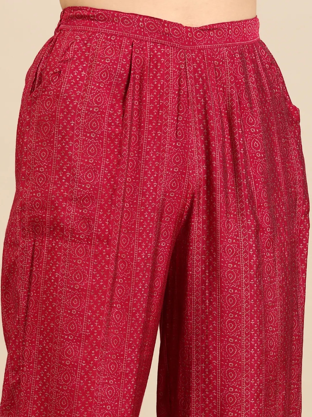 Showoff | SHOWOFF Women Pink Printed Round Neck Three-Quarter Sleeves Mid Length Straight Kurta Set 7