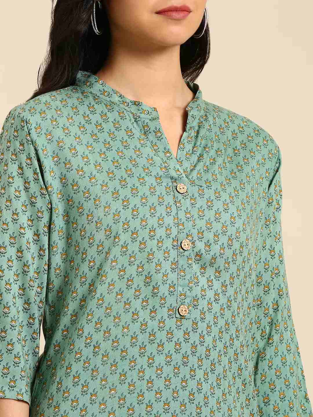 SHOWOFF Women Green Ethnic Motifs  Mandarin Collar Three-Quarter Sleeves Mid Length Straight Kurta