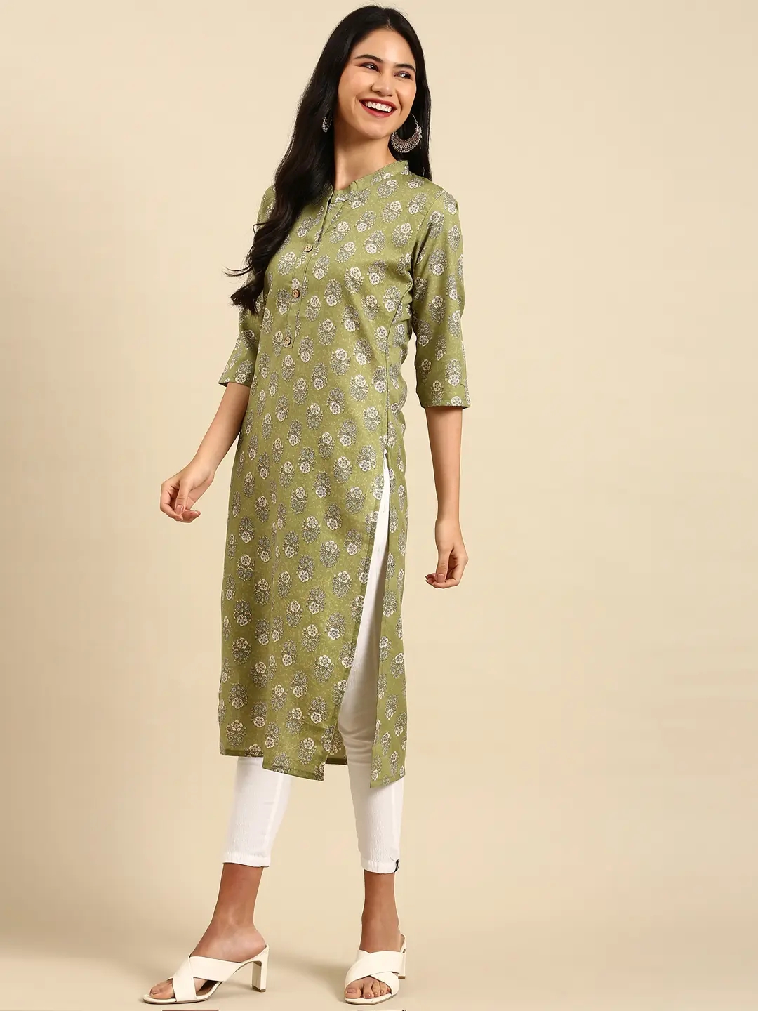 Showoff | SHOWOFF Women Green Ethnic Motifs  Mandarin Collar Three-Quarter Sleeves Mid Length Straight Kurta 2