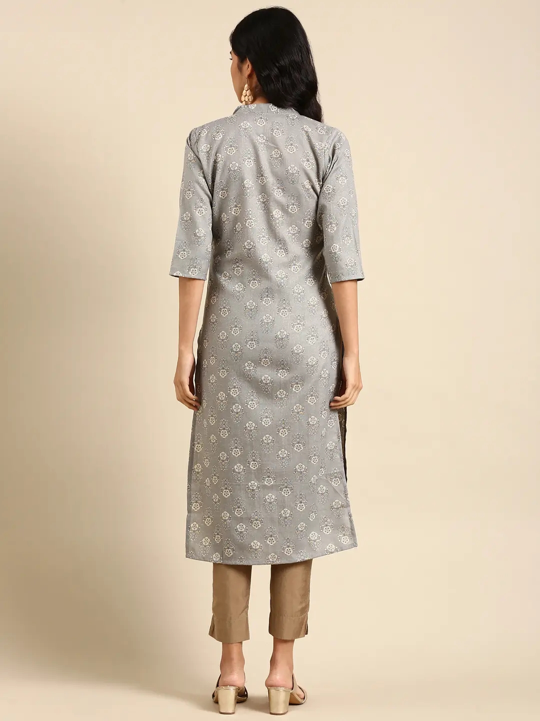 Showoff | SHOWOFF Women Grey Ethnic Motifs  Mandarin Collar Three-Quarter Sleeves Mid Length Straight Kurta 3