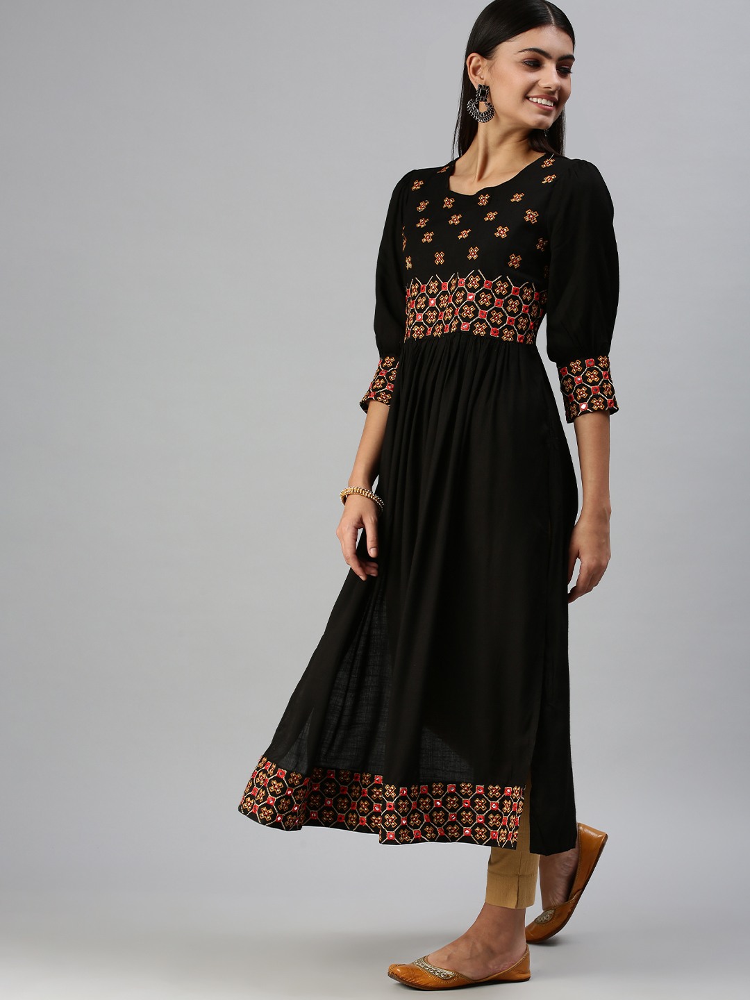 SHOWOFF Women Black Geometric Round Neck Three-Quarter Sleeves Mid Length Anarkali Kurta