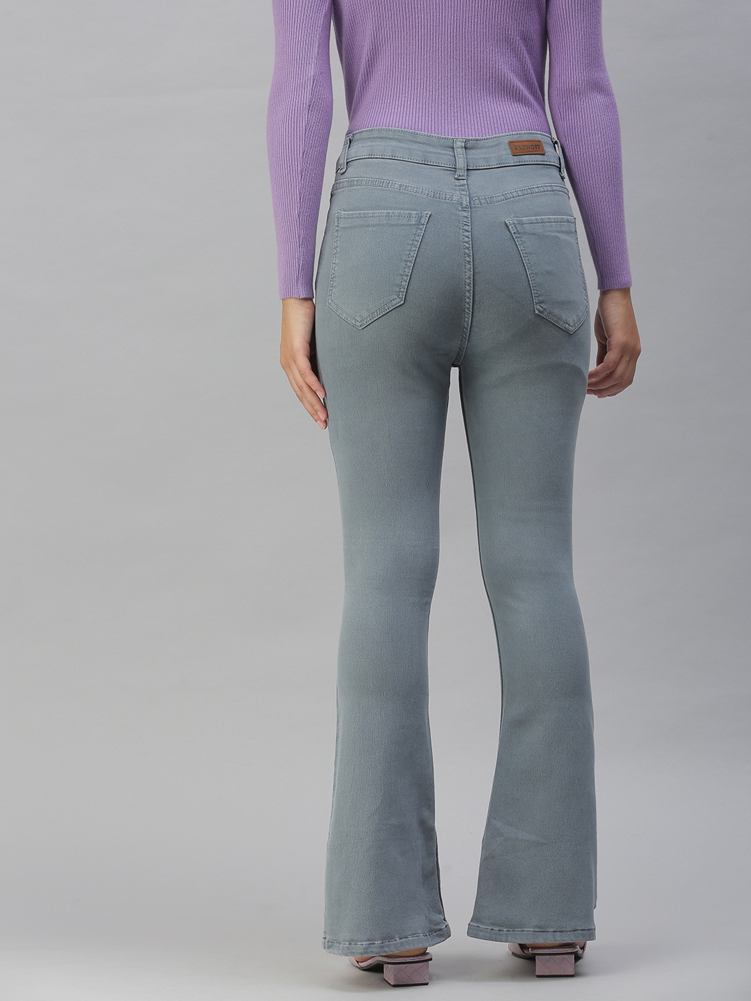 Showoff | SHOWOFF Women Grey Solid  Straight Fit Jeans 2