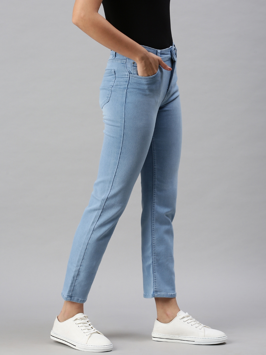 Showoff | SHOWOFF Women's Casual Straight Fit High-Rise Blue Jeans 1