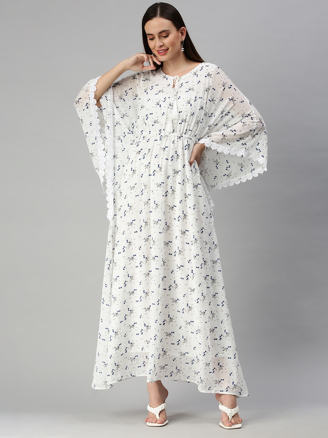 Showoff | SHOWOFF Women's Floral White Kaftan Dress 1